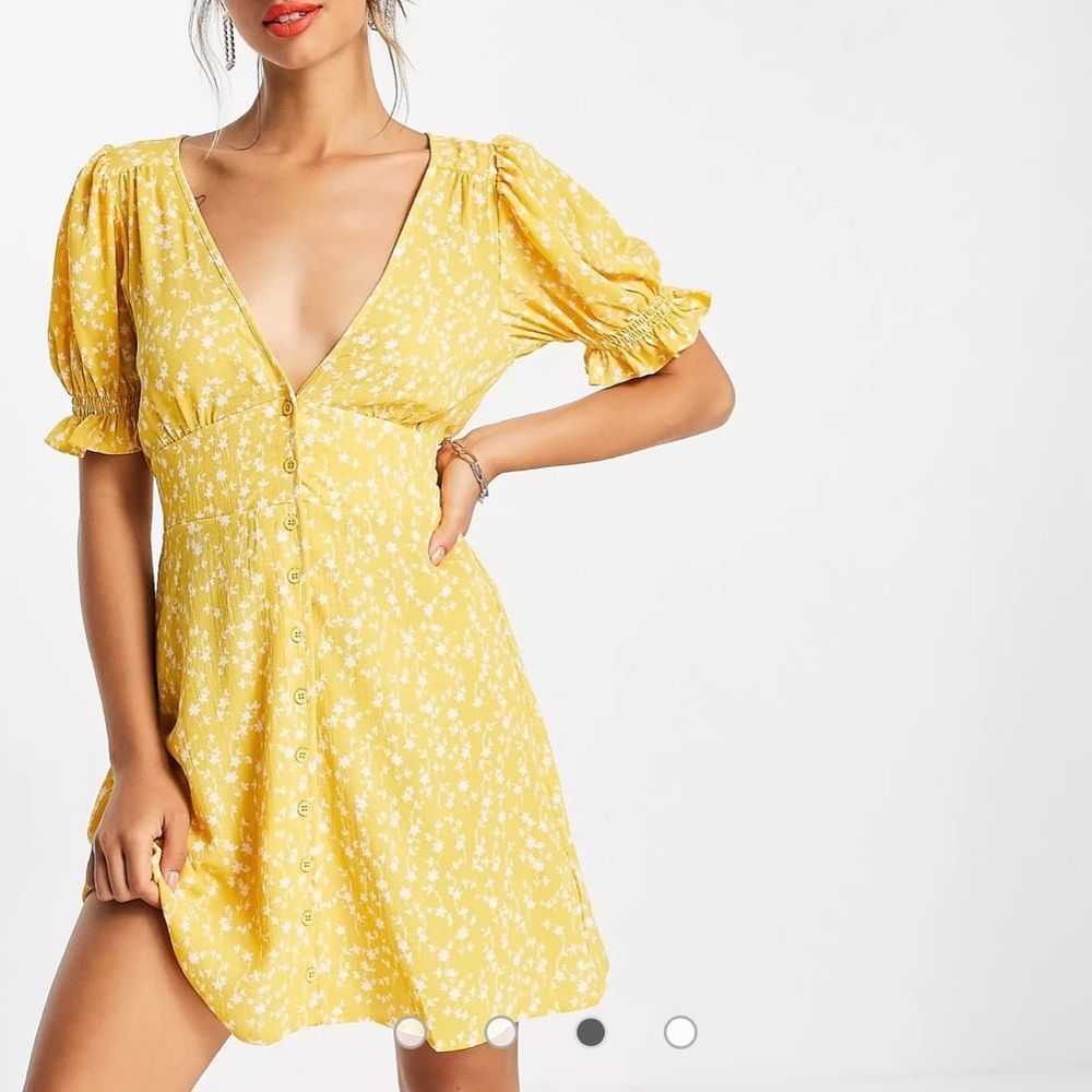 Asos dresses | NWT BB Dakota ditsy mini dress yellow size 6 floral puff sleeve